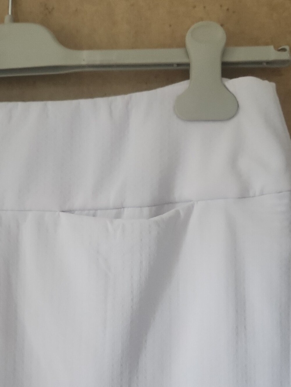 NWT- IBKUL White Asymmetrical Layered Skirt - Picture 7 of 7
